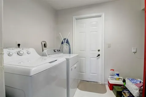 2597 SE 7th Court Homestead FL 33033