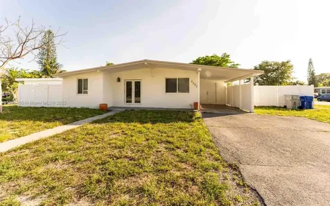 4351 NE 18th Avenue Pompano Beach FL 33064