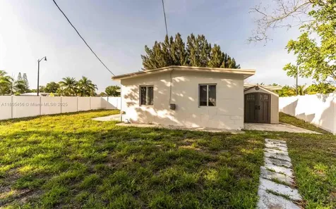 4351 NE 18th Avenue Pompano Beach FL 33064