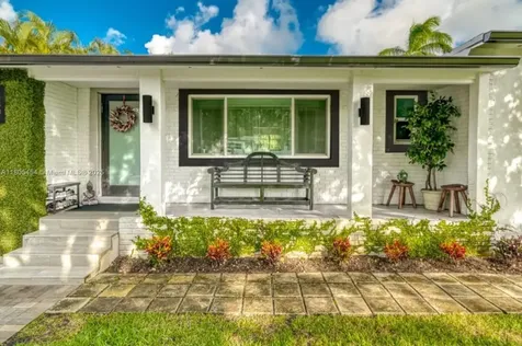13801 NE 1st Avenue Miami FL 33161