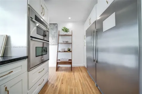 13801 NE 1st Avenue Miami FL 33161