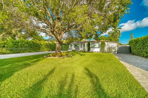 13801 NE 1st Avenue Miami FL 33161