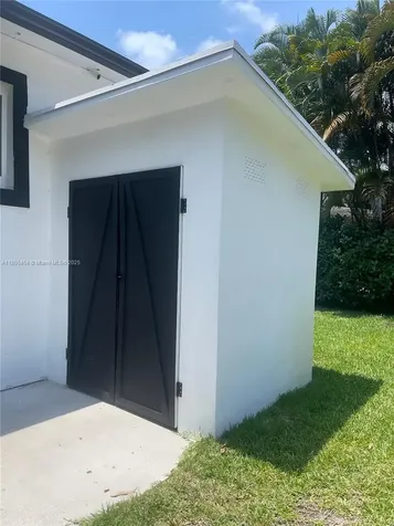13801 NE 1st Avenue Miami FL 33161