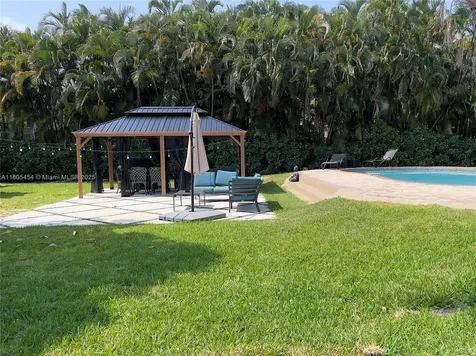 13801 NE 1st Avenue Miami FL 33161