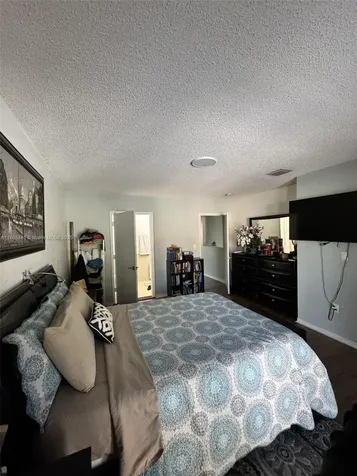 7005 NW 173rd Drive Hialeah FL 33015
