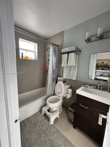 7005 NW 173rd Drive Hialeah FL 33015