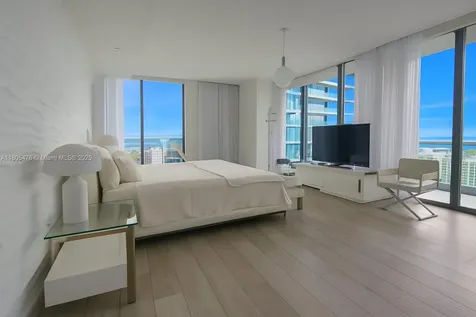 480 NE 31 Street Miami FL 33137