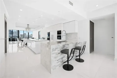 5000 Island Estates Drive Aventura FL 33160