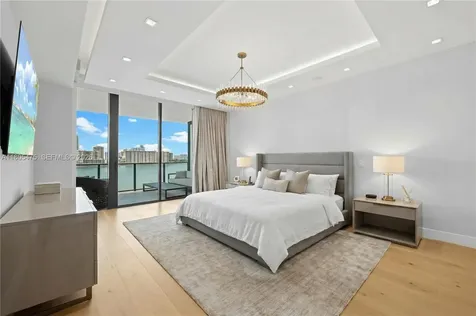 5000 Island Estates Drive Aventura FL 33160
