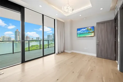 5000 Island Estates Drive Aventura FL 33160