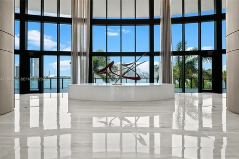 5000 Island Estates Drive Aventura FL 33160