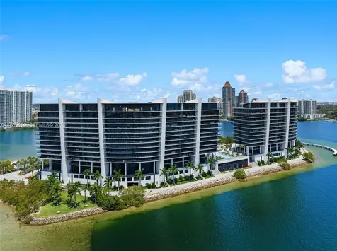 5000 Island Estates Drive Aventura FL 33160