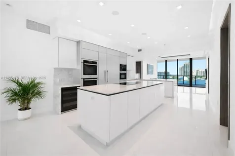 5000 Island Estates Drive Aventura FL 33160