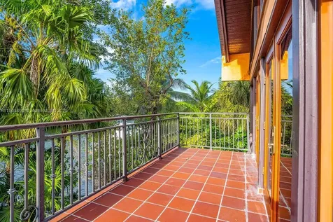 6960 Mira Flores Avenue Coral Gables FL 33143