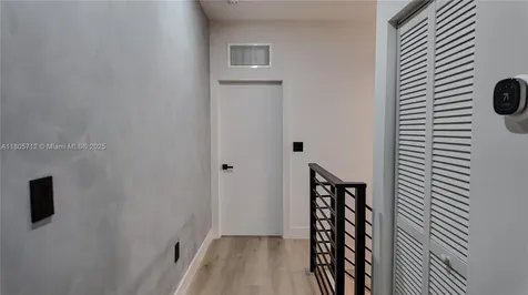 7221 NW 103rd Path Doral FL 33178