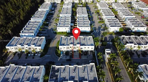 7221 NW 103rd Path Doral FL 33178