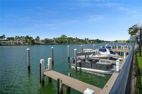 5660 Collins Avenue Miami Beach FL 33140