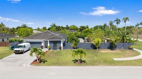 32004 SW 199th Court Homestead FL 33030