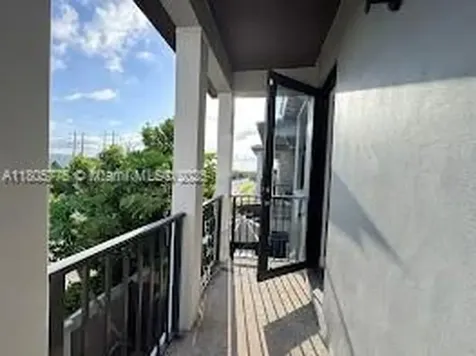 10409 NW 61st Lane Doral FL 33178