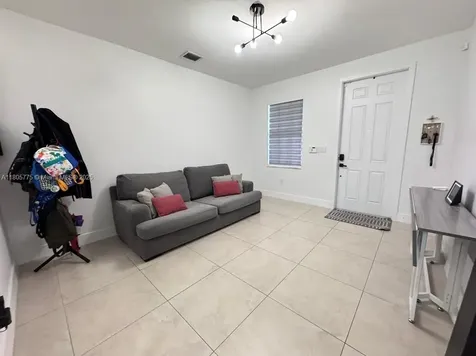 10409 NW 61st Lane Doral FL 33178