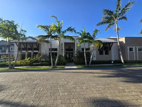 10409 NW 61st Lane Doral FL 33178