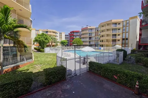 1750 W 46th Street Hialeah FL 33012