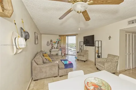 1750 W 46th Street Hialeah FL 33012