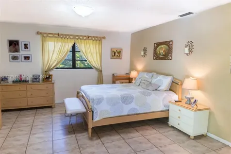6805 SW 82nd Court Miami FL 33143