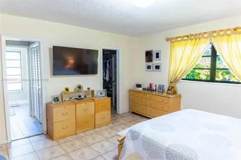 6805 SW 82nd Court Miami FL 33143