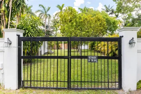 6805 SW 82nd Court Miami FL 33143