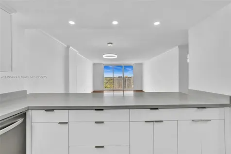2801 NE 183rd Street Aventura FL 33160