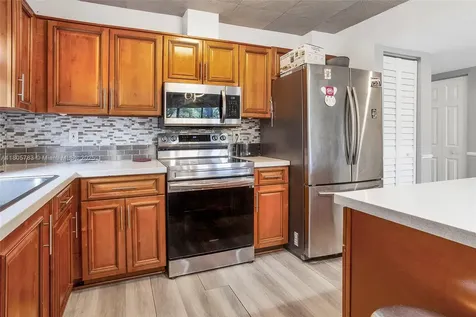 7753 Grande Street Sunrise FL 33351