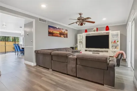 7753 Grande Street Sunrise FL 33351