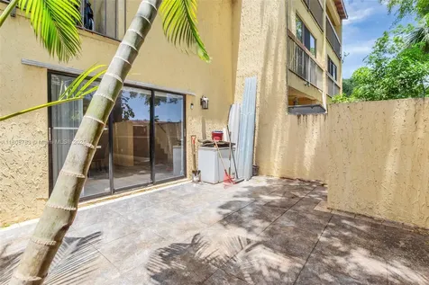 7753 Grande Street Sunrise FL 33351
