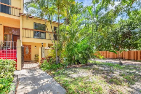 7753 Grande Street Sunrise FL 33351