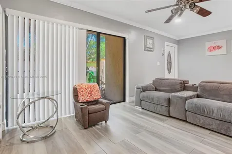 7753 Grande Street Sunrise FL 33351