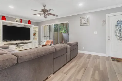 7753 Grande Street Sunrise FL 33351