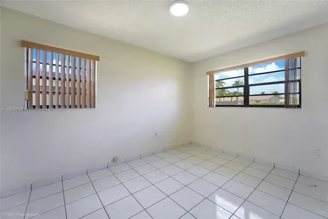 3521 SW 105th Court Miami FL 33165