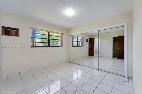 3521 SW 105th Court Miami FL 33165
