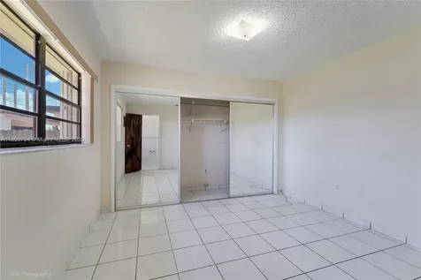 3521 SW 105th Court Miami FL 33165