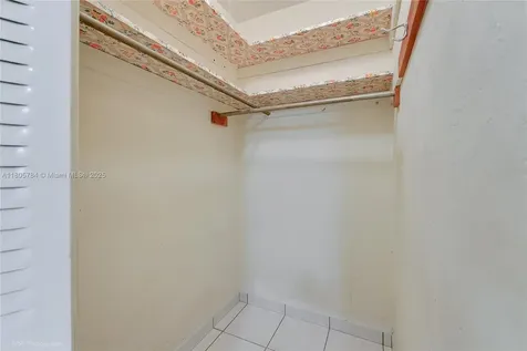 3521 SW 105th Court Miami FL 33165