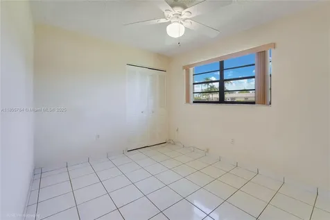 3521 SW 105th Court Miami FL 33165
