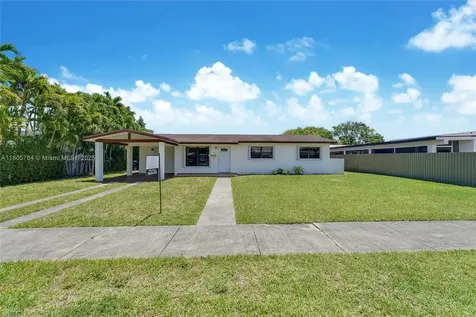 3521 SW 105th Court Miami FL 33165