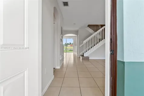 1458 SE 24th Court Homestead FL 33035