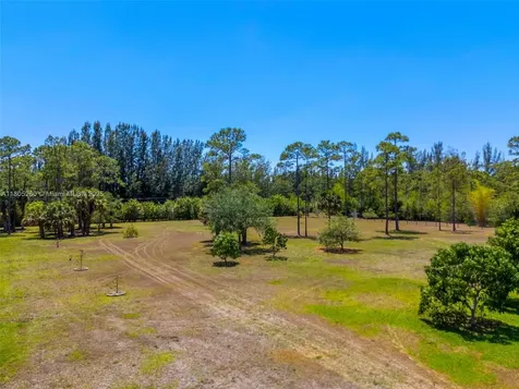 14505 Black Bear Road Palm Beach Gardens FL 33418