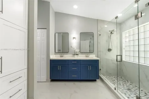 921 SW 176th Avenue Pembroke Pines FL 33029