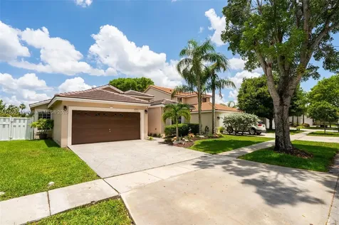 921 SW 176th Avenue Pembroke Pines FL 33029