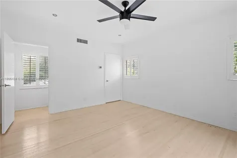 9650 NE 5th Avenue Road Miami Shores FL 33138