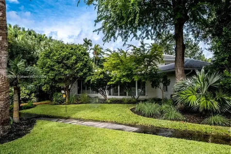 9650 NE 5th Avenue Road Miami Shores FL 33138