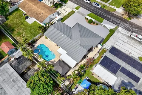 2311 SW 89th Court Miami FL 33165